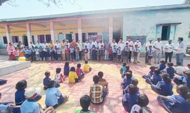 नामदार एकनाथ शिंदे यांच्या वाढ दिवसानिमित्त जिल्हा परिषद प्राथमिक केंद्र शाळा देडगाव मध्ये मास्क वाटप.