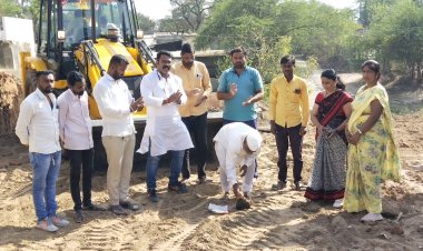 जिल्हा परिषद प्राथमिक शाळा खेडले परमानंद च्या वर्गखोल्यांच्या  कामास सुरुवात.