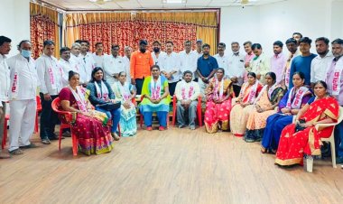 राहुरी तालुक्यातील देवळाली प्रवरा येथे २०० नागरीकांचा प्रहार जनशक्ती पक्षात प्रवेश प्रहार जनशक्ती स्वबळावर निवडणूक लढवणार अहमदनगर जिल्हाध्यक्ष - अभिजीत पोटे