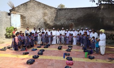 शासकीय पोषण आहाराचे खेडले परमानंद प्राथमिक शाळेत मान्यवरांच्या हस्ते वाटप.