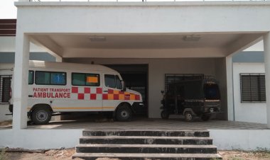 बारागाव नांदूरचे आरोग्य केंद्र पूर्ण अपूर्णत्वाच्या वादामुळे  न्यायाच्या प्रतीक्षेत, नागरिकांचे हाल - जि.प. सदस्य धनराज गाडे.