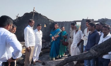 चिंचाळे येथील आदिवासी कुटुंबाला आधारवेल फाउंडेशन कडून मिळाला मदतीचा आधार .