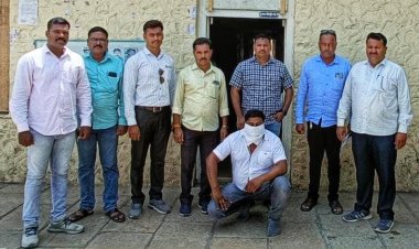 श्रीगोंदा येथील मोक्का व दरोड्याच्या गुन्ह्यात फरार असलेला  सराईत गुन्हेगार अखेर स्थानिक गुन्हे शाखेच्या धडक कारवाईत जेरबंद.