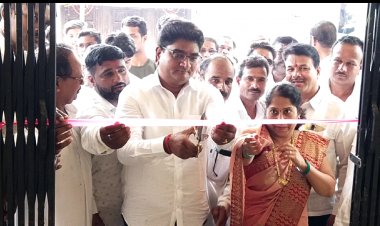 माननीय जिल्हा परिषद सभापती सुनील गडाख यांच्याहस्ते खेडले परमानंद ग्रामपंचायतीचा लोकार्पण सोहळा संपन्न.