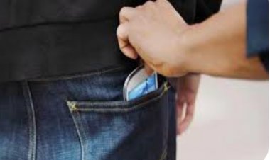 सोनई आठवडे बाजारात मोबाईल चोरांचा सुळसुळाट.