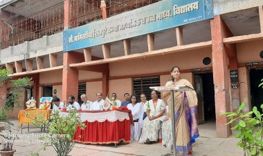 राहुरी येथे भागिरथीबाई कन्या विद्यालयात बेटी बचाव बेटी पढाव व शिक्षणाचे अधिकार :विषेश मार्गदर्शन ..