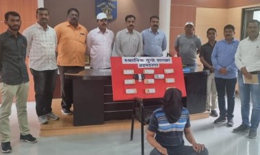 पेट्रोल पंपाची बँकेत भरण्यासाठी दिलेली रक्कम घेऊन मॅनेजर पसार, स्थानिक गुन्हे शाखेने दोन लाख रुपयांसह केले जेरबंद .