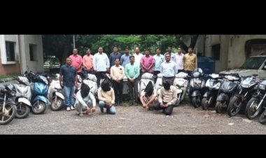 भिंगार कॅम्प व स्थानिक गुन्हे शाखेची धडाकेबाज कारवाई, मोटरसायकल चोरणाऱ्या चोरांची टोळी   ६,८५,ooo / - रू . किमतीच्या मुद्देमालासह जेरबंद.