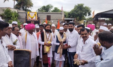 देडगाव येथील कोकरे वस्ती वरील महादेव मंदिराच्या सभा मंडपाचा भूमिपूजन सोहळा ह भ प शिवानंद महाराज शास्त्री  व पं .स .सदस्य वैशाली ताई एडके यांच्या हस्ते संपन्न.