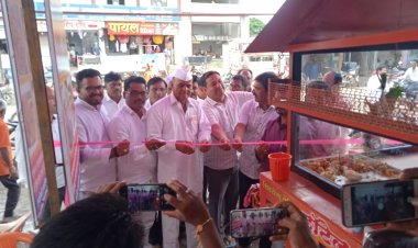 कुकाणा येथे शिवसेना प्रणित हॉटेल शिव व वैद्यकीय मदत कक्ष या दालनाचे उद्घाटन. जाणून घ्या याचे फायदे सविस्तर.