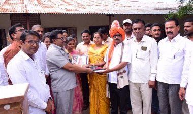 आर जे दरंदले सर यांचा न्यू इंग्लिश स्कूल शिरेगाव खेडले परमानंद या ठिकाणी सेवा स्फूर्ती सोहळा संपन्न.