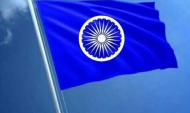 तांभेरे येथील निळा झेंडा प्रकरणी  पोलीस निरीक्षक प्रताप दराडे यांना म्हणणे सादर करण्याचे हायकोर्टाचे आदेश --