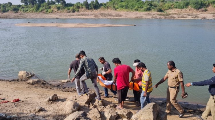 पर्यटन स्थळ वाकी येथे दोन इसमाचा पाण्यात बुडुन मुतु झाला