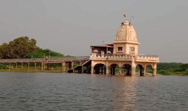 बहिरवाडीच्या प्रसिद्ध काळभैरवनाथ देवस्थानचा ब वर्गामध्ये समावेश करण्यासाठी पालकमंत्र्यांकडे पाठपुरावा करणार - माजी सरपंच सुनील हारदे .