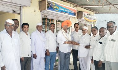 भाऊसाहेब सावंत यांना आदर्श शिक्षक पुरस्कार मिळाल्या बद्दल देडगाव   ग्रामस्थांच्यावतीने नागरी सत्कार.