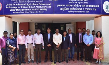 विद्यापीठ विकसित डिजिटल तंत्रज्ञानाचा व्यापारी तत्त्वावर प्रसार होणे गरजेचे - कुलगुरू डॉ. पी. जी . पाटील .