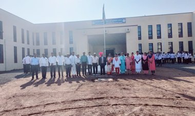 कृषी महाविद्यालय हाळगाव येथे 63 वा महाराष्ट्र दिन उत्साहात साजरा .