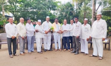 मोहिनी पाणी वापर संस्थेच्या अध्यक्षपदी अरविंद घाडगे तर उपाध्यक्षपदी काकासाहेब काळे यांची बिनविरोध निवड.