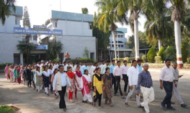 महात्मा फुले कृषी विद्यापीठाच्या मध्यवर्ती परिसरात मतदान जागृती रॅलीचे आयोजन .