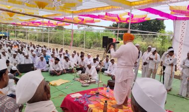 वै.रामकिसन घोडेचोर (भाऊ)यांच्या प्रथम पुण्यस्मरण ज्ञानेश्वरी ग्रंथ वाटून केले साजरे.