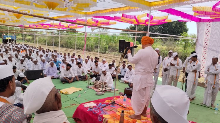 वै.रामकिसन घोडेचोर (भाऊ)यांच्या प्रथम पुण्यस्मरण ज्ञानेश्वरी ग्रंथ वाटून केले साजरे.