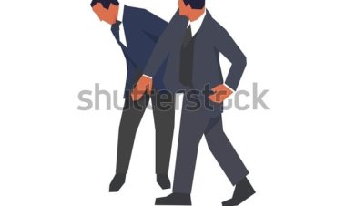 राहुरी तालुक्यातील मौजे डिग्रस येथील एका शाळेतील शिक्षकानेच मुख्यध्यापकाच्या कानसुळात लगावली.