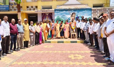 धर्मगुरु पदाची २५ वर्ष पूर्णत्वास....रेव्ह फा प्रकाश भालेराव यांना सन्मानित