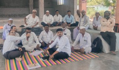 जलजीवनाच्या कामात घोटाळा व दिरंगाई करणाऱ्यांवर कारवाईसाठी संभाजी शिंदे यांनी सुरू केलेल्या उपोषणाची प्रशासनाने तात्काळ घेतली दखल .