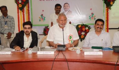 पाडेगाव ऊस संशोधन केंद्राचे बळकटीकरण करून आंतरराष्ट्रीय स्तरावर नेणार - कृषी मंत्री माणिकराव कोकाटे