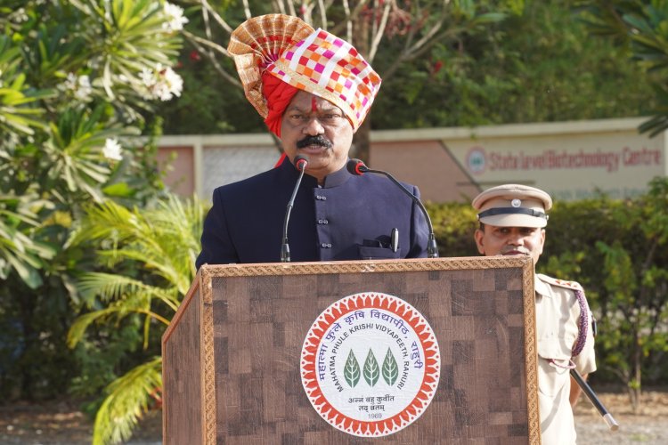 म.फु.कृ. विद्यापीठ राहुरी येथे ६५ वा महाराष्ट्र दिन साजरी. अधिष्ठाता डॉ.सत्ताप्पा खरबडे