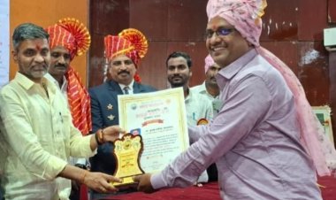 पत्रकार कृष्णा गायकवाड राज्यस्तरीय आदर्श पत्रकारिता पुरस्काराने सन्मानित.