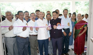 आव्हानांना संधीत रूपांतरीत करा सहयोगी अधिष्ठाता डॉ.रविंद्र बनसोड .