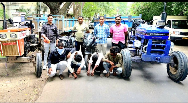 श्रीरामपूर मध्ये गुन्हाशाखेची अवैद्य वाळू तस्कराविरुद्ध मोठी कारवाई..... कारवाई मध्ये 19 लाख 90 हजार रुपये किमतीचा मुद्देमाला सह 4 आरोपी ताब्यात.