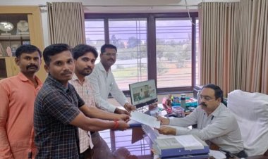 कृषि पदविका धारकांना नोकर भरतीत प्राधान्य देण्याबाबत कृषिमंत्री व कृषि विभागास दिले निवेदन .