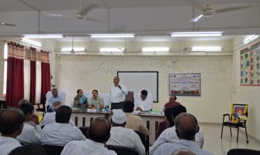 *कृषी यांत्रिकीकरणामुळे शेतकऱ्यांचे परिश्रम कमी झाले.* *संशोधन संचालक डॉ.विठ्ठल शिर्के.*