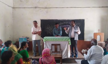 संत फ्रान्सिस झेवियर कॅथोलिक चर्च टिळकनगर येथे जेष्ठ नागरिक मेळावा संपन्न