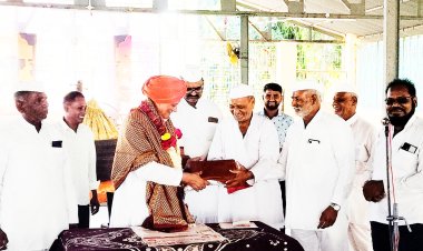 बालाजी यात्रा उत्सव निमित्ताने गुरुवर्य भास्करगिरीजी महाराज यांची सदिच्छा भेट.