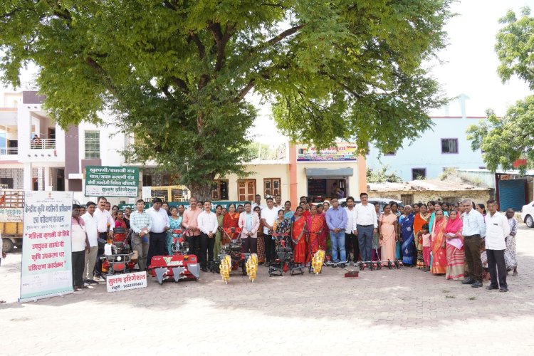 *महिलांचे श्रम कमी करण्यासाठी यांत्रिकीकरण गरजेचे*        *-विस्तार शिक्षण संचालक डॉक्टर गोरक्ष ससाने*