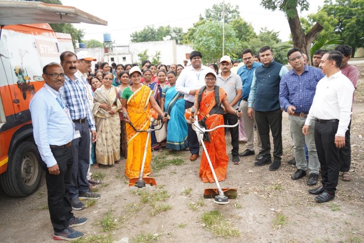 केंद्रीय कृषी मशिनरी संस्था बुदनीने महिलांसाठी आयोजित केलेले प्रशिक्षण सफलतापूर्वक संपन्न .