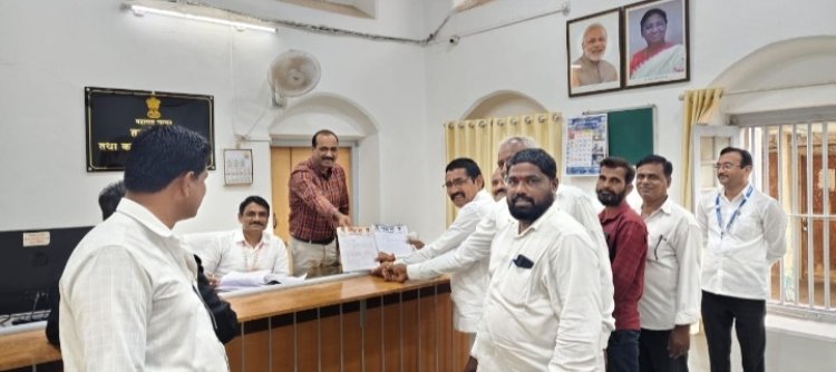 सरसकट पंचनामे करून सातबारा कोरा करा - सुरेशराव लांबे पा .