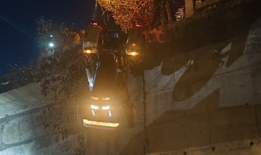 कोल्हार पुलावर  ट्रॅक्टरचा अपघात; नगर–मनमाड महामार्ग ठप्प