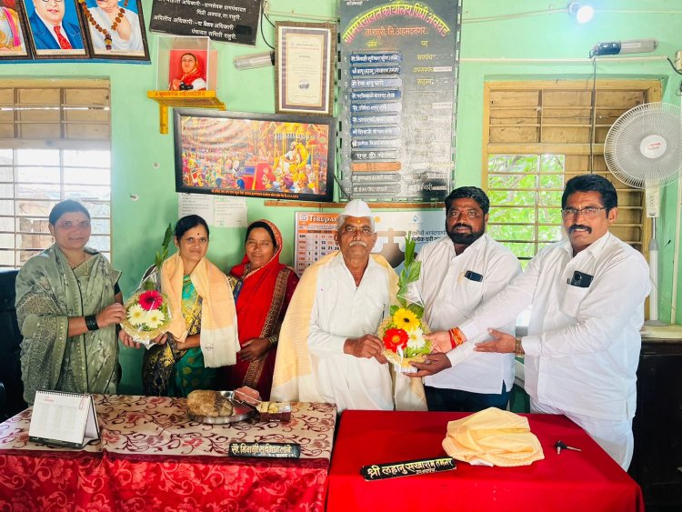 पिंपरी अवघड ग्रामपंचायतीच्या उपसरपंच पदी शिवाजी लांबे यांची  बिनविरोध निवड