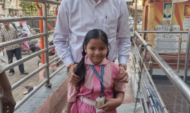 राहुरी शहरातील शनी मारुती मंदिर येथे राहु केतु दर्शन घेण्यासाठी मुंबईचे मुंबई येथील परिवहन उप आयुक्त यांनी घेतले दर्शन