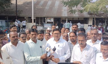 राहुरी तालुक्यातील नवीन रेल्वे लाईन साठी भुसंपादन होऊ नये यासाठी प्रांत साहेबानां निवेदन