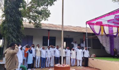 मुळा एज्युकेशन सोसायटीच्या महात्मा गांधी माध्यमिक विद्यालयात ७७ वा प्रजासत्ताक दिन मोठ्या उत्साहात साजरा.