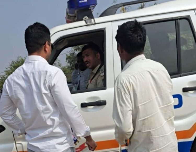 लोणी येथे सर्वसामान्यांवर RTO ची कारवाई, वाळू - मुरूम माफियांकडे दुर्लक्ष ?