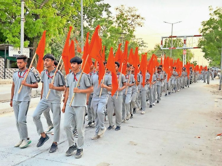 बजरंग दलाचे रहात्यात भव्य शौर्य संचलन.