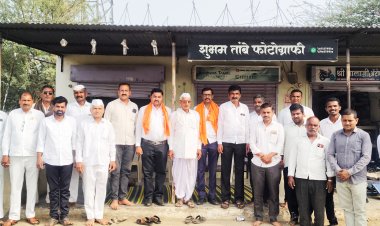 आदर्श शिक्षक पुरस्कार मिळाल्याबद्दल देडगाव ग्रामस्थांच्या वतीने नागरी सन्मान.