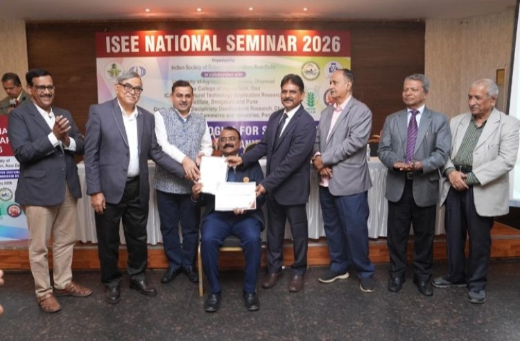 डॉ. मिलिंद अहिरे यांना डॉ . वाय .पी . सिंघ मेमोरिअल पुरस्कार प्रदान