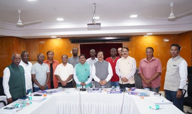 जलसिंचनाचा काटेकोरपणे वापर होणे आवश्यक, *रवांडा येथील सिंचन अभियंत्यांची महात्मा फुले कृषि विद्यापीठात भेट*